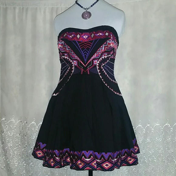Karen Millen Dresses & Skirts - Karen Millen Strapless Party Dress size 10